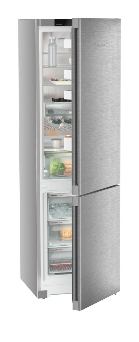 Combined fridge-freezers with EasyFresh and NoFrost